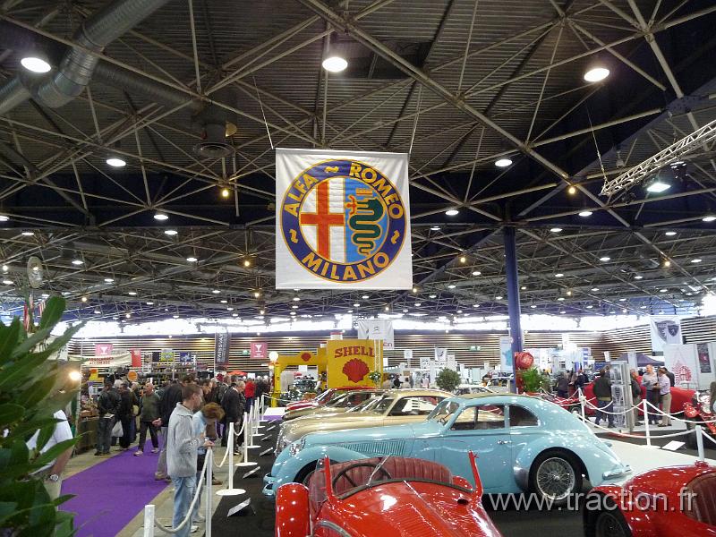 Epoquauto (82).JPG - 05/11/2010 - 69000 LYONƒPOQU'AUTO32�me Salon International Autos & Motos AnciennesALFA ROMEO ˆ 100 ans